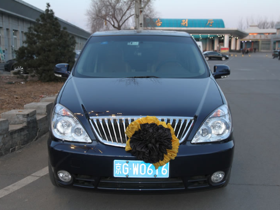 别克商务车